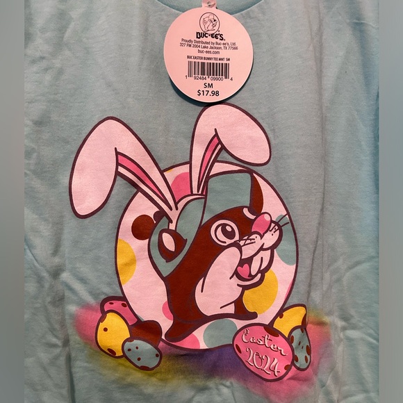 Buc-ee’s 2024 Easter shirt - Picture 3 of 4
